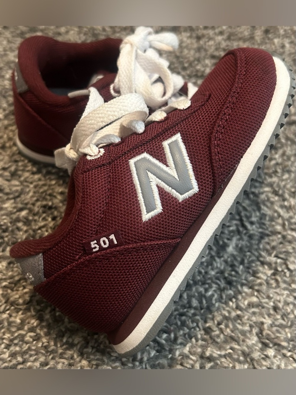 New Balance 501 Classic Sneakers - Maroon/Burgundy Size 7C